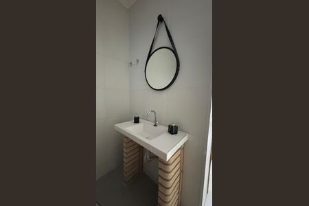 Casa à venda com 247m², 3 quartos e 7 vagasGaragem - Banheiro