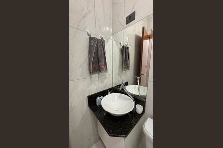 Casa à venda com 247m², 3 quartos e 7 vagasBanheiro