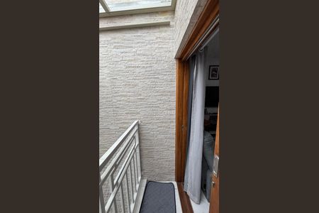Casa à venda com 247m², 3 quartos e 7 vagasQuarto 2 Varanda