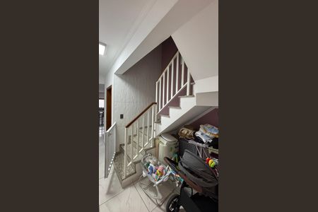 Casa à venda com 247m², 3 quartos e 7 vagasEscada