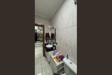 Casa à venda com 247m², 3 quartos e 7 vagasBanheiro da Suíte