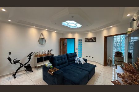 Casa à venda com 247m², 3 quartos e 7 vagasSala
