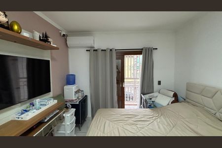 Casa à venda com 247m², 3 quartos e 7 vagasSuite