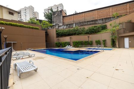 Apartamento para alugar com 75m², 3 quartos e 2 vagas Apartamento para alugar com 75m², 3 quartos e 2 vagasÁrea comum - Piscina
