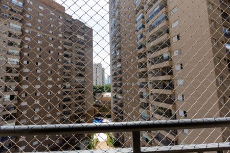 Apartamento para alugar com 75m², 3 quartos e 2 vagas
