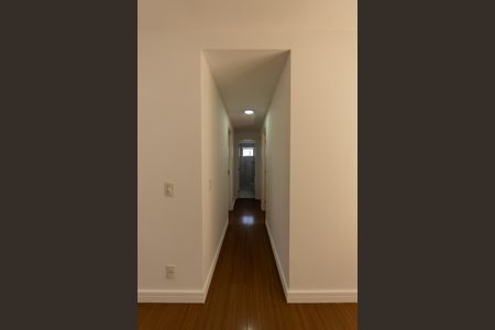 Apartamento para alugar com 75m², 3 quartos e 2 vagas Apartamento para alugar com 75m², 3 quartos e 2 vagasCorredor