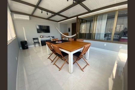 Apartamento à venda com 5 quartos, 330m² em Barra da Tijuca, Rio de Janeiro