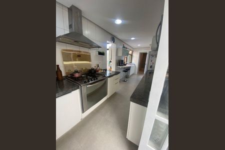 Apartamento à venda com 330m², 5 quartos e 3 vagas