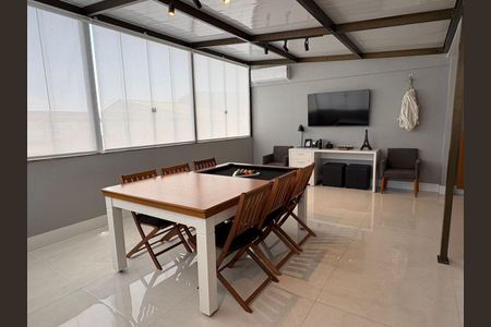 Apartamento à venda com 330m², 5 quartos e 3 vagas
