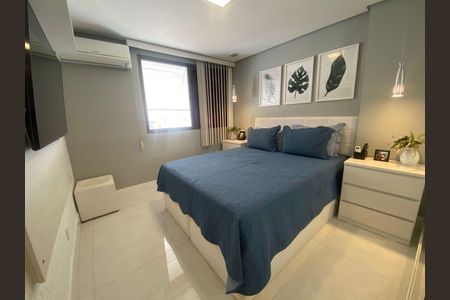 Apartamento à venda com 330m², 5 quartos e 3 vagas