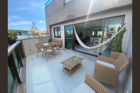 Apartamento à venda com 330m², 5 quartos e 3 vagas