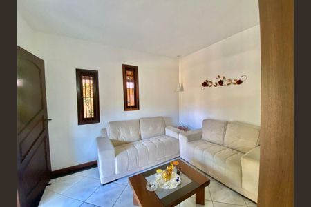 Casa à venda com 3 quartos, 125m² em Maravista, Niterói
