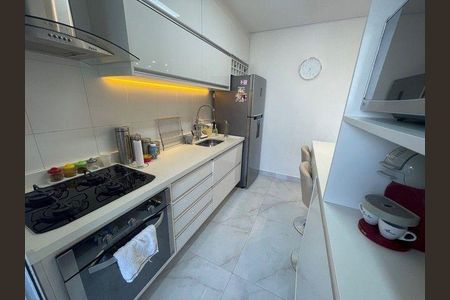 Apartamento à venda com 2 quartos, 60m² em Centro, Barueri
