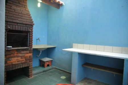 Casa à venda com 180m², 4 quartos e 4 vagas