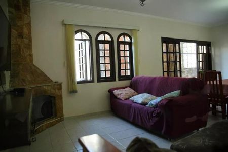 Casa à venda com 180m², 4 quartos e 4 vagas