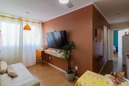 Sala de apartamento para alugar com 2 quartos, 44m² em Usina Piratininga, São Paulo