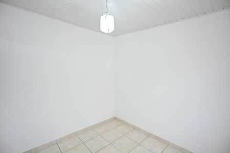 Sala de casa para alugar com 1 quarto, 35m² em Jardim Kuabara, Taboão da Serra