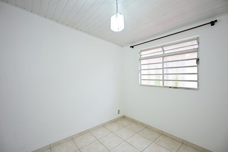 Sala de casa para alugar com 1 quarto, 35m² em Jardim Kuabara, Taboão da Serra
