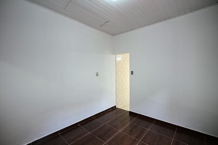 Casa para alugar com 35m², 1 quarto e sem vagaSuíte
