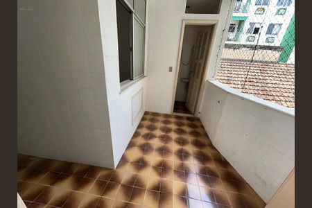 Apartamento à venda com 67m², 2 quartos e 1 vaga