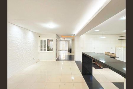 Casa de condomínio para alugar com 223m², 3 quartos e 2 vagasQuarto