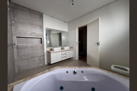 Casa à venda com 3 quartos, 264m² em Swiss Park, Campinas