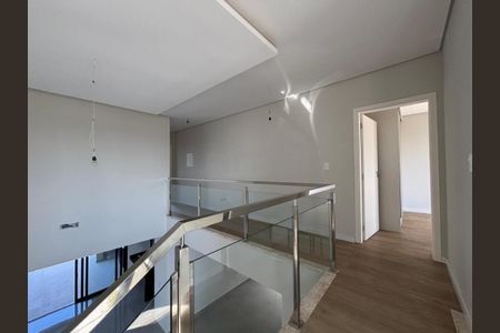 Casa à venda com 3 quartos, 264m² em Swiss Park, Campinas