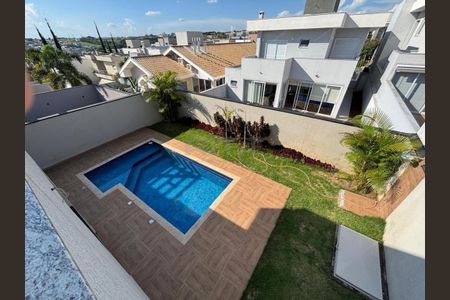 Casa à venda com 264m², 3 quartos e 4 vagas