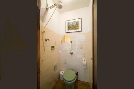 Casa à venda com 3 quartos, 209m² em Vila Moinho Velho, São Paulo