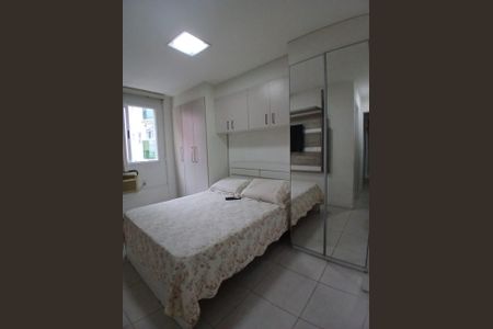 Apartamento à venda com 2 quartos, 66m² em Vila Valqueire, Rio de Janeiro