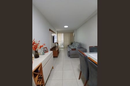 Apartamento à venda com 2 quartos, 66m² em Vila Valqueire, Rio de Janeiro