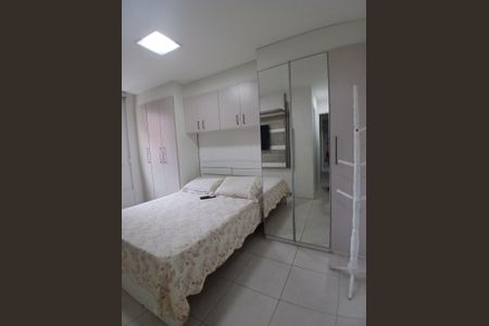 Apartamento à venda com 2 quartos, 66m² em Vila Valqueire, Rio de Janeiro