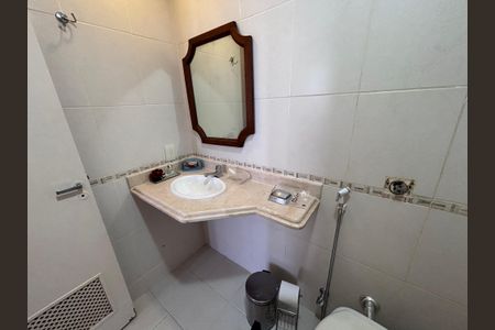 Apartamento para alugar com 57m², 2 quartos e 1 vagaBanheiro