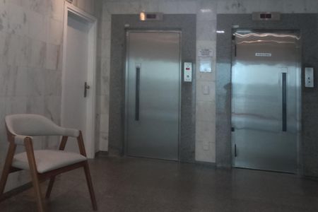 Apartamento para alugar com 201m², 3 quartos e 1 vagaÁrea Comum - Hall de Entrada