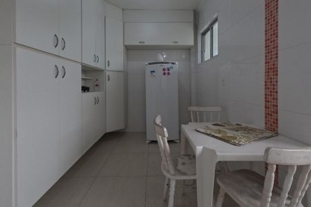 Apartamento para alugar com 201m², 3 quartos e 1 vagaCozinha - 1º Piso
