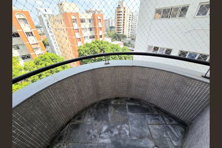 Apartamento para alugar com 97m², 3 quartos e 2 vagasVaranda da Suíte 