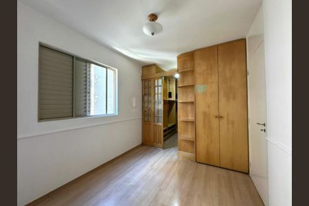 Apartamento à venda com 3 quartos, 75m² em Vila Sofia, São Paulo