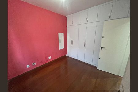 Apartamento à venda com 157m², 4 quartos e 2 vagas