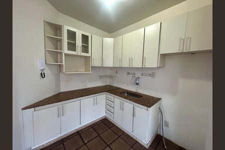 Apartamento à venda com 157m², 4 quartos e 2 vagas