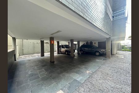 Apartamento à venda com 157m², 4 quartos e 2 vagas