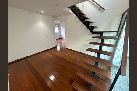 Apartamento à venda com 157m², 4 quartos e 2 vagas