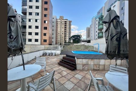 Apartamento à venda com 157m², 4 quartos e 2 vagas