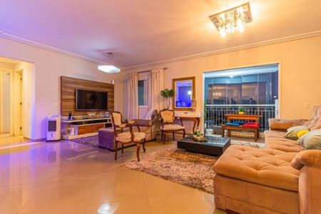Apartamento à venda com 130m², 3 quartos e 3 vagas