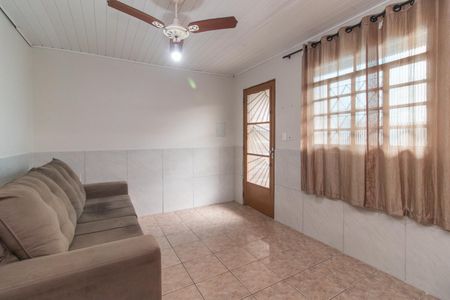 Sala de casa para alugar com 3 quartos, 80m² em Vila Nova, Porto Alegre