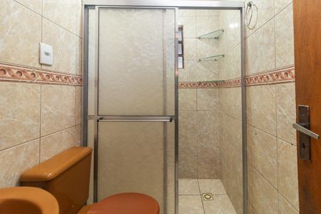 Casa para alugar com 80m², 3 quartos e 2 vagasBanheiro