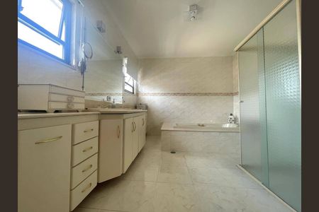 Casa à venda com 4 quartos, 311m² em Jardim Franca, São Paulo