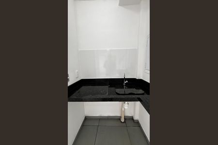 Apartamento à venda com 33m², 2 quartos e 1 vaga Apartamento à venda com 33m², 2 quartos e 1 vagaCozinha e Área de Serviço
