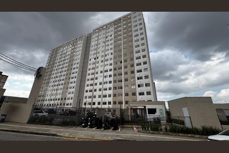 Apartamento à venda com 33m², 2 quartos e 1 vaga Apartamento à venda com 33m², 2 quartos e 1 vagaFachada