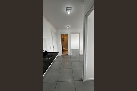 Apartamento à venda com 33m², 2 quartos e 1 vaga Apartamento à venda com 33m², 2 quartos e 1 vagaCozinha e Área de Serviço