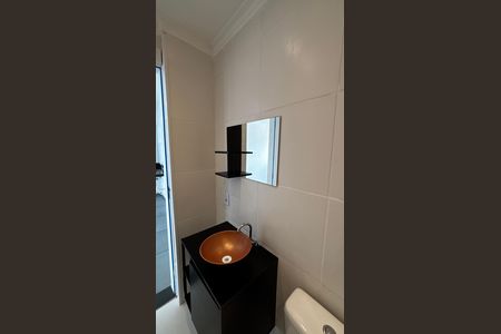 Apartamento à venda com 33m², 2 quartos e 1 vaga Apartamento à venda com 33m², 2 quartos e 1 vagaBanheiro